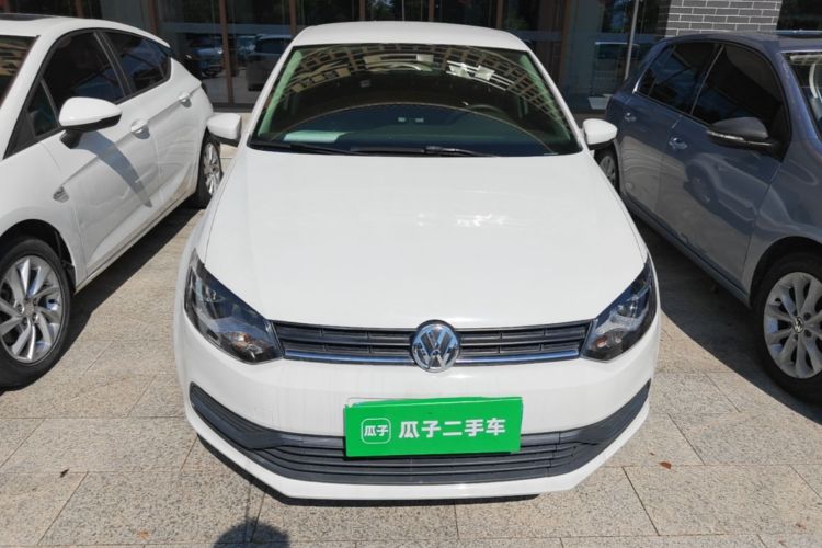 Volkswagen Polo 2018 car image #3