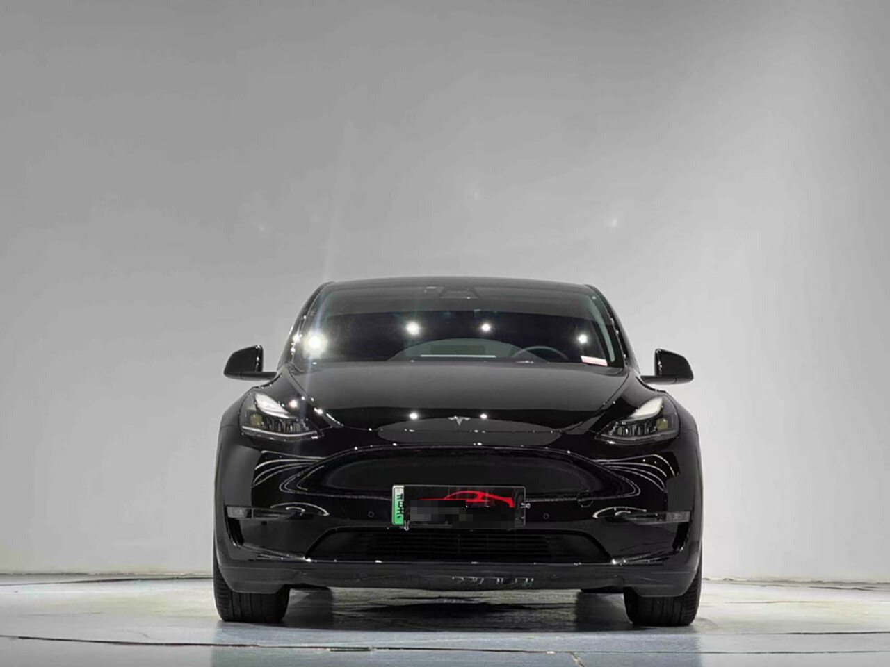 Tesla Model Y 2023 car image #5
