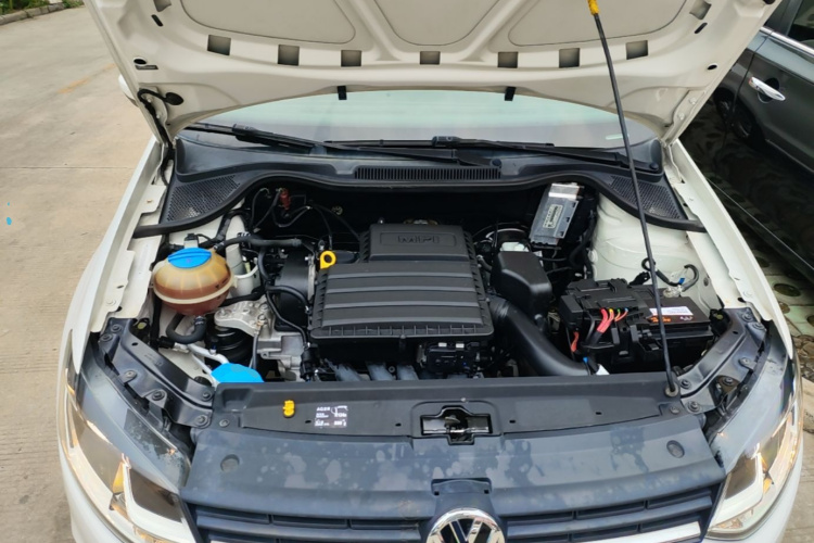 Volkswagen Polo 2017 car image #20