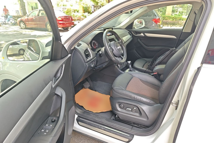 Audi Q3 2018 #16 Audi Q3 2018 car image #16