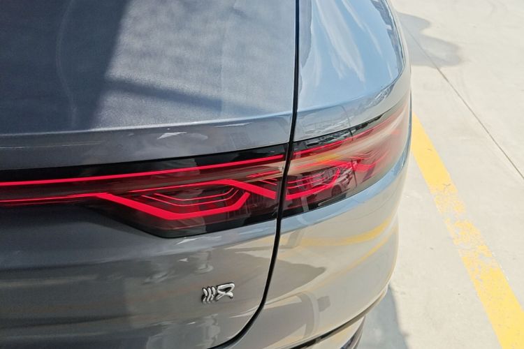 BYD Han 2024 car image #8