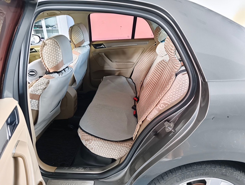 Volkswagen Bora 2013 صورة سيارة #3