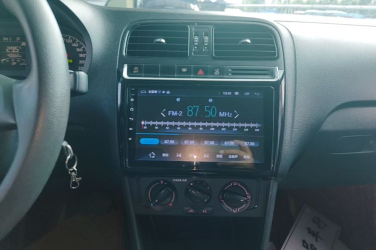 Volkswagen Polo 2019 #13 Volkswagen Polo 2019 car image #13