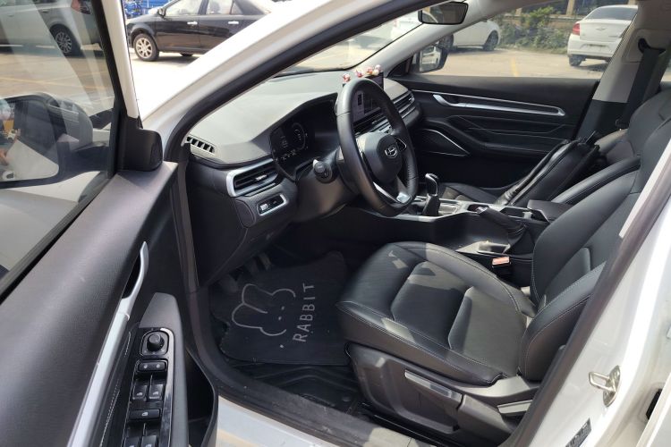 GEELY Emgrand 2023 car image #16