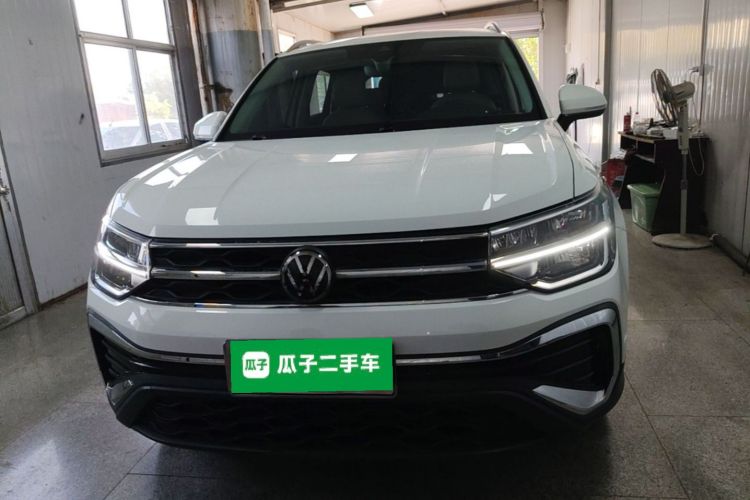 Volkswagen Tharu 2023 car image #3