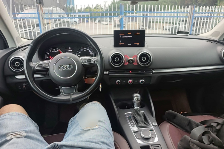Audi A3 2016 car image #10