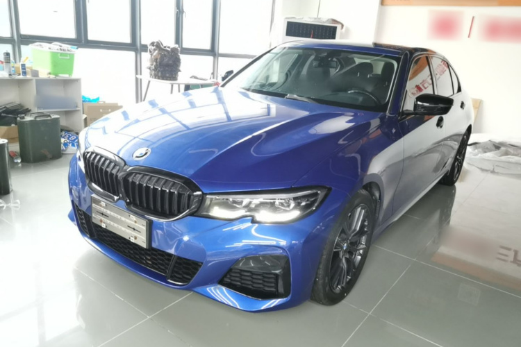 BMW 3 Series 2021 car image #2