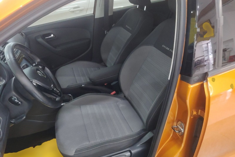 Volkswagen Polo 2014 #15 Volkswagen Polo 2014 car image #15