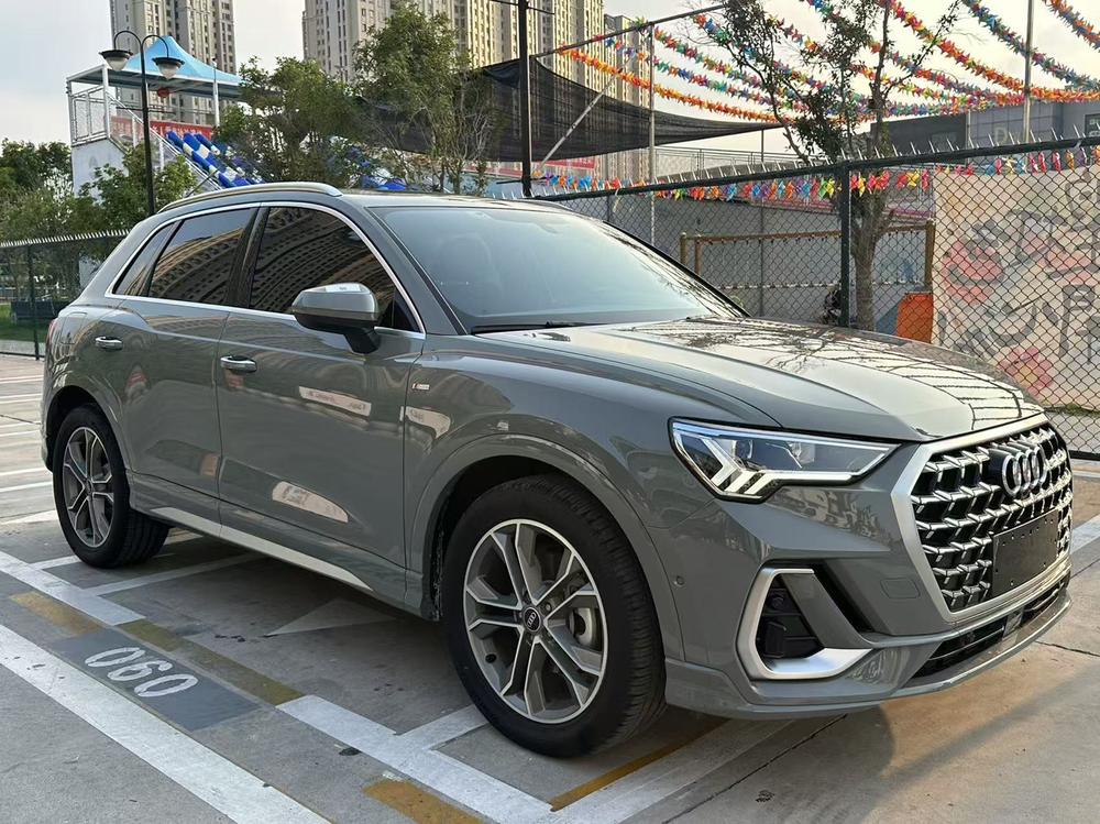 Audi Q3 2023 immagine di auto #3