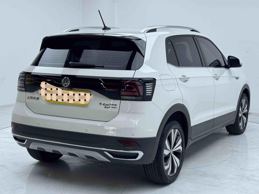 Volkswagen T-Cross 2021 car image #7