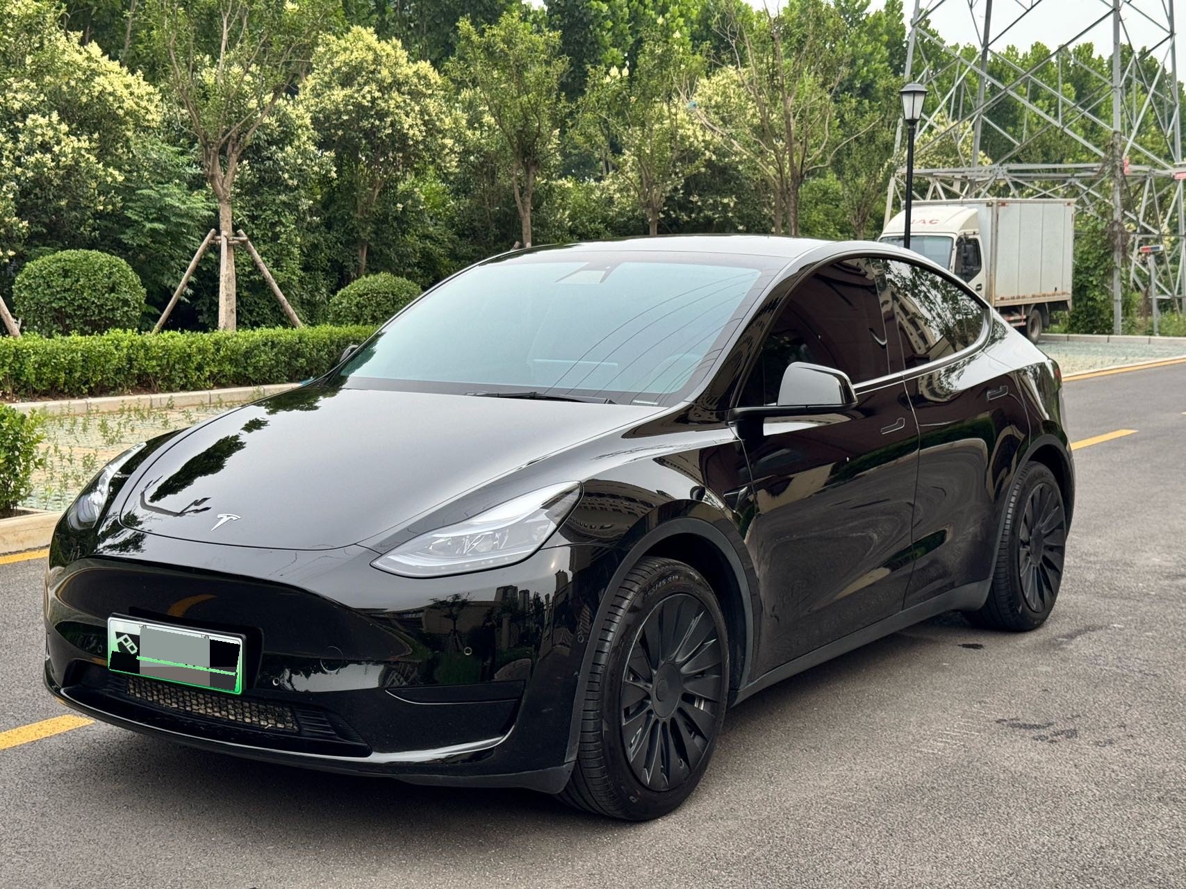 Tesla Model Y 2023 Tesla Model Y 2023 car image