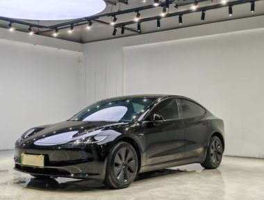 Tesla Model 3 2026 car image 