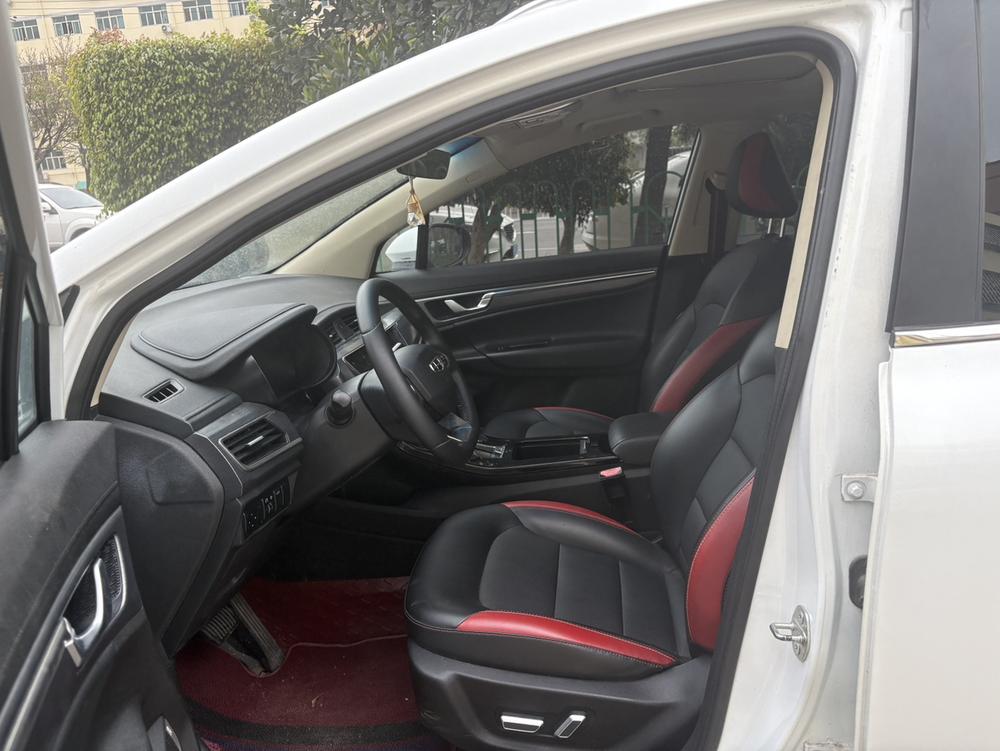 GEELY Emgrand GS 2020 car image #8