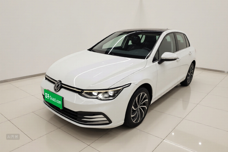 Volkswagen Golf 2022 car image #2