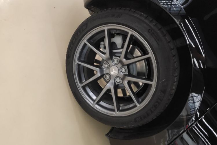 Tesla Model 3 2021 immagine di auto #10
