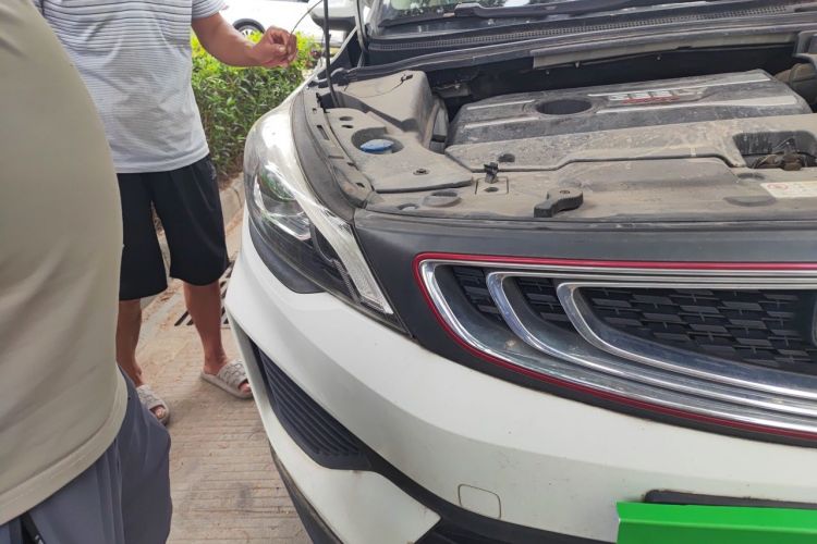 GEELY Emgrand GS 2019 صورة سيارة #5