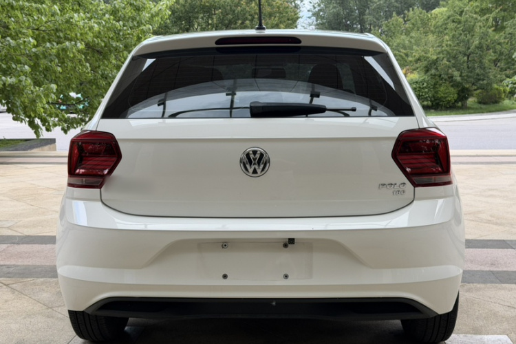 Volkswagen Polo 2020 car image #4