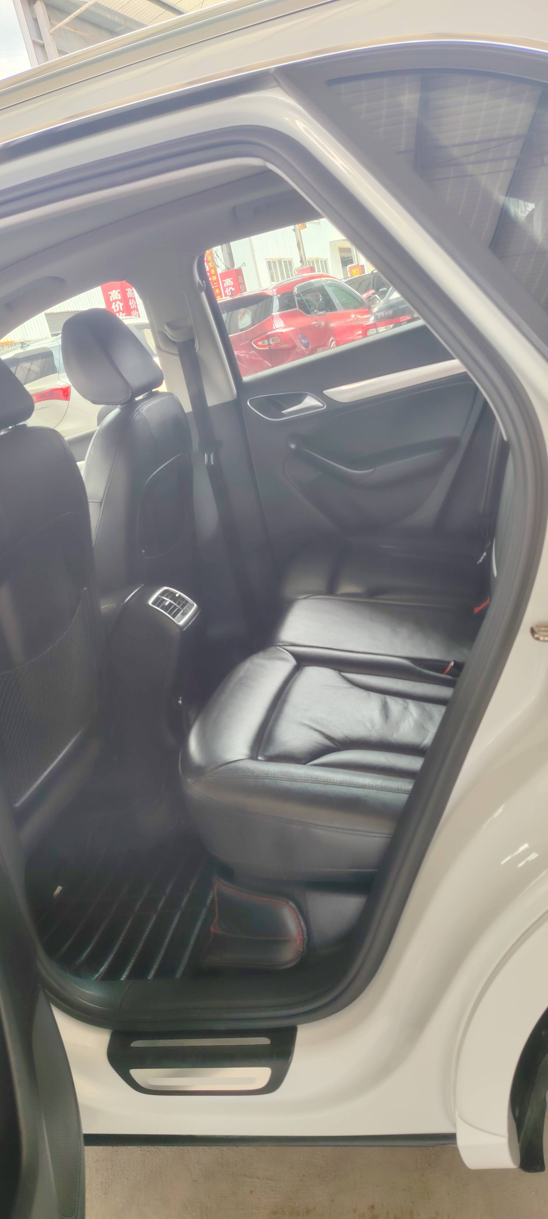 Audi Q3 2015 #10 Audi Q3 2015 car image #10