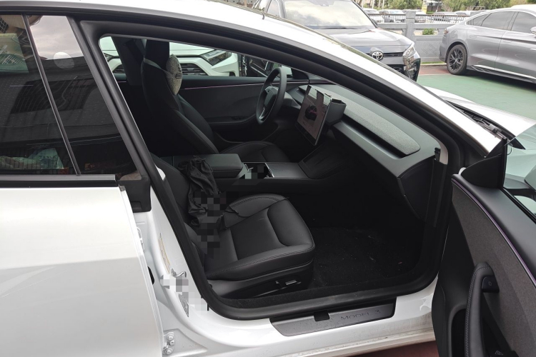 Tesla Model 3 2025 #25 Tesla Model 3 2025 car image #25