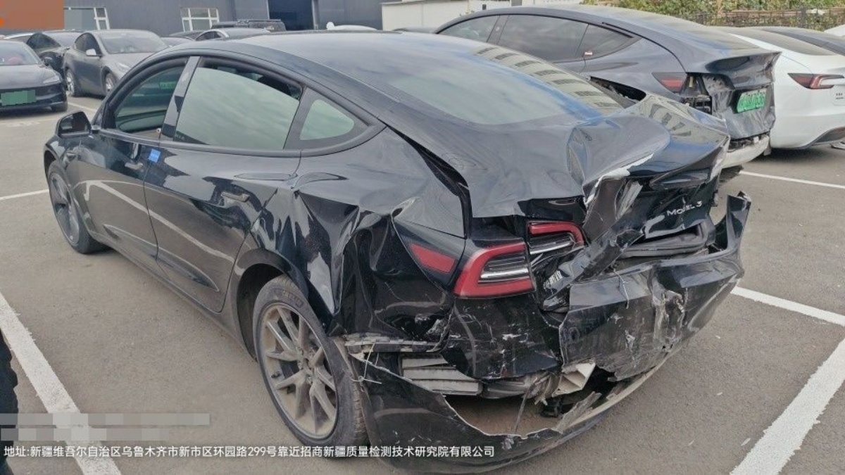 Tesla Model 3 2020 #7 Tesla Model 3 2020 صورة سيارة #7