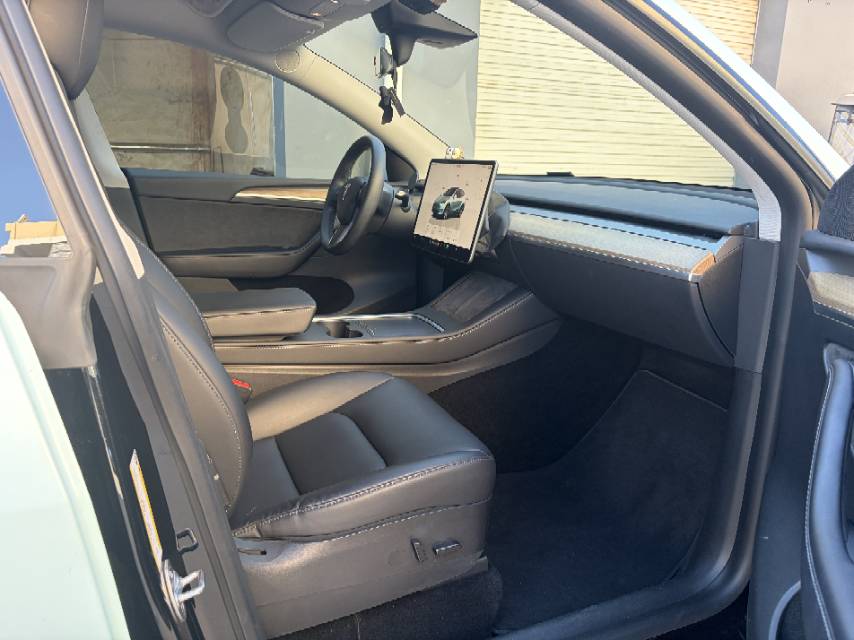 Tesla Model Y 2022 #12 Tesla Model Y 2022 car image #12