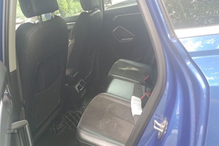 Audi Q3 2019 #19 Audi Q3 2019 car image #19