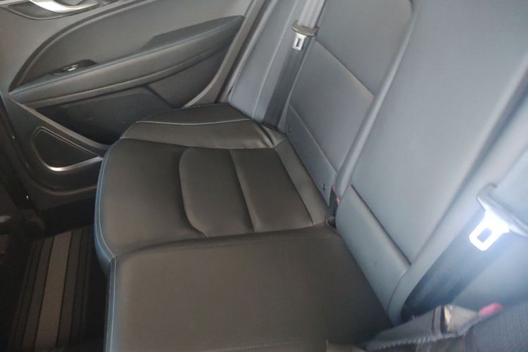 GEELY Emgrand New Energy 2019 #17 GEELY Emgrand New Energy 2019 car image #17