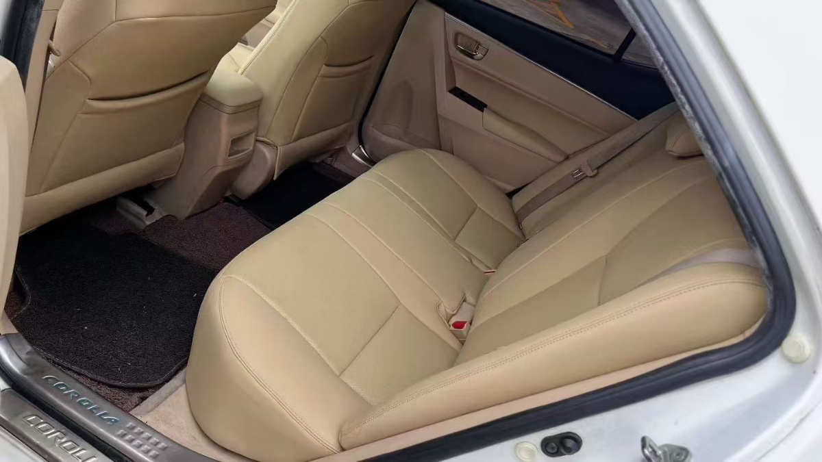 Toyota Corolla 2015 car image #6