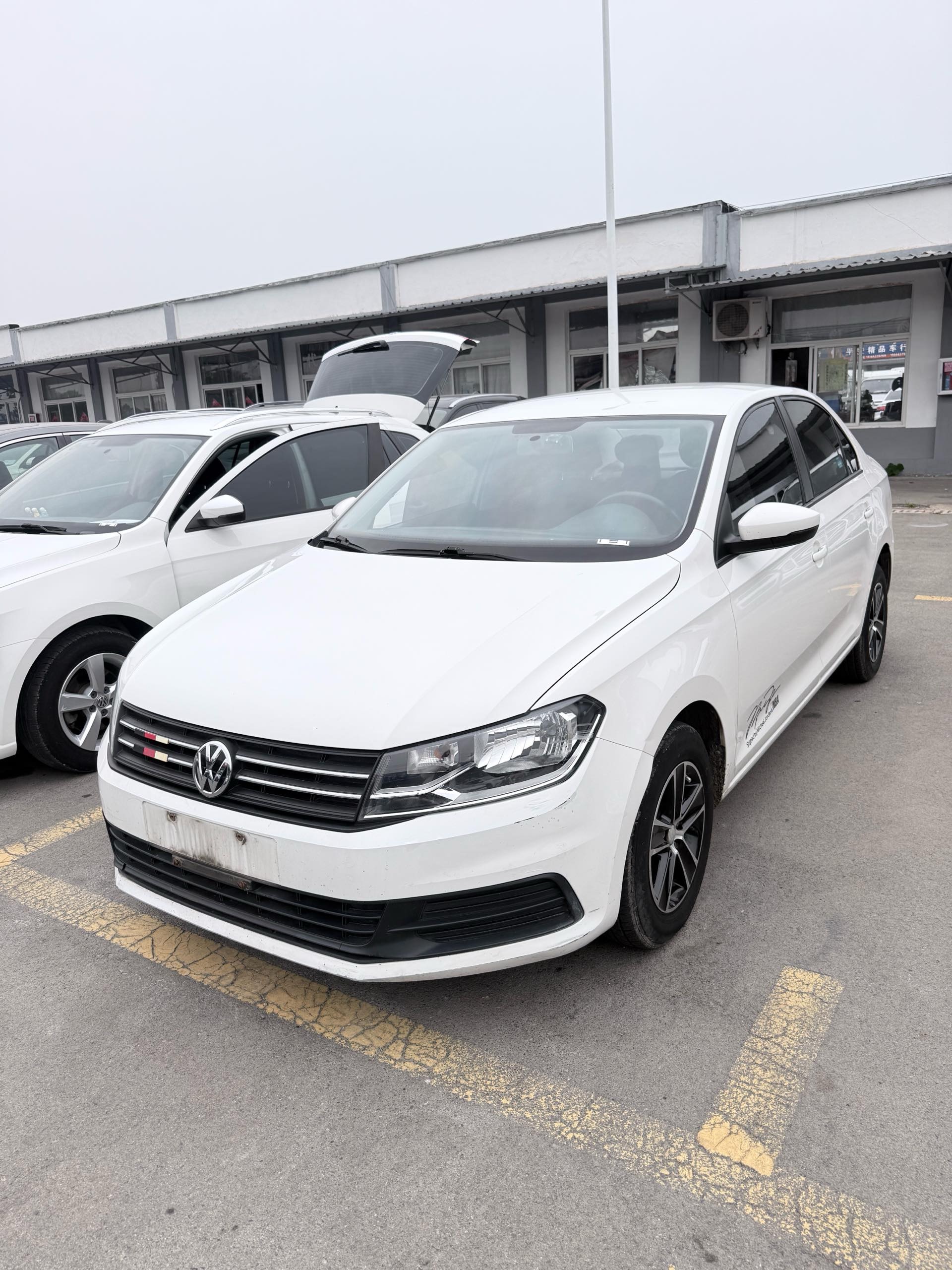 Volkswagen Santana 2017 Volkswagen Santana 2017 car image