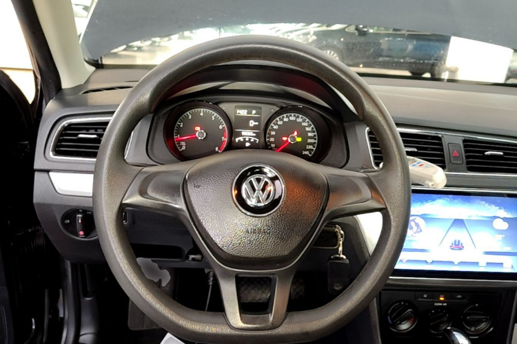 Volkswagen Lavida 2018 car image #11