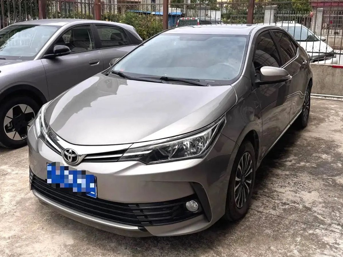 Toyota Corolla 2018 car image 