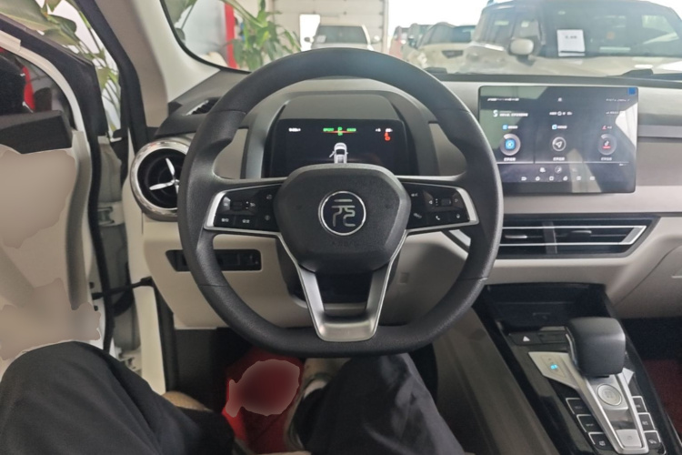 BYD Yuan Pro 2022 #15 BYD Yuan Pro 2022 car image #15