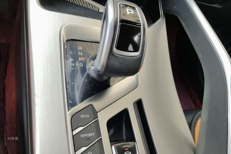 GEELY Coolray 2020 #16 GEELY Coolray 2020 car image #16