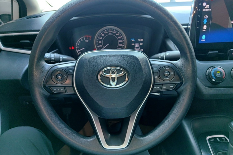 Toyota Corolla 2019 car image #11