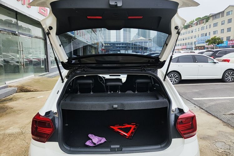 Volkswagen Polo 2019 #19 Volkswagen Polo 2019 car image #19