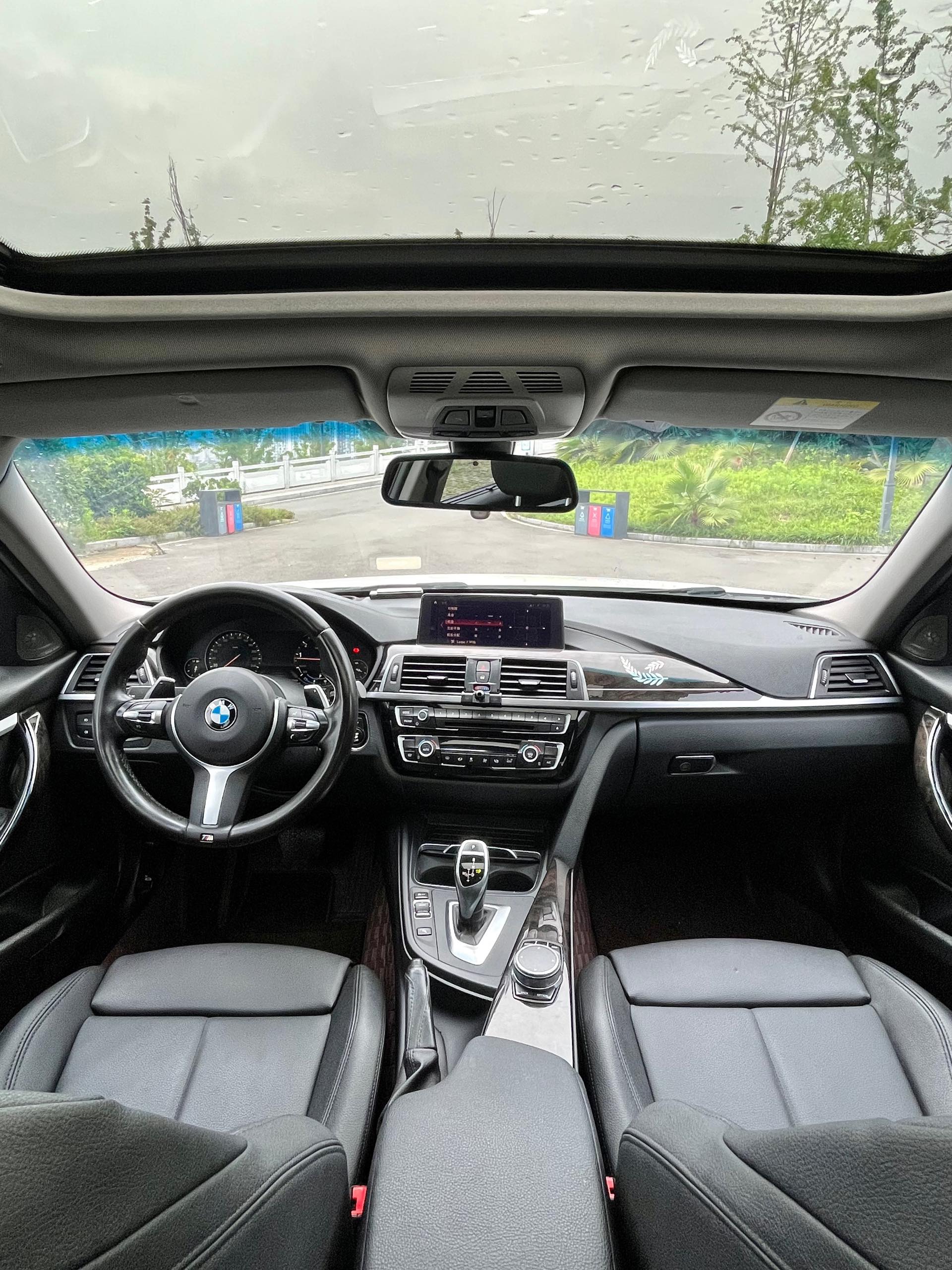 BMW 3 Series 2018 image de voiture #6