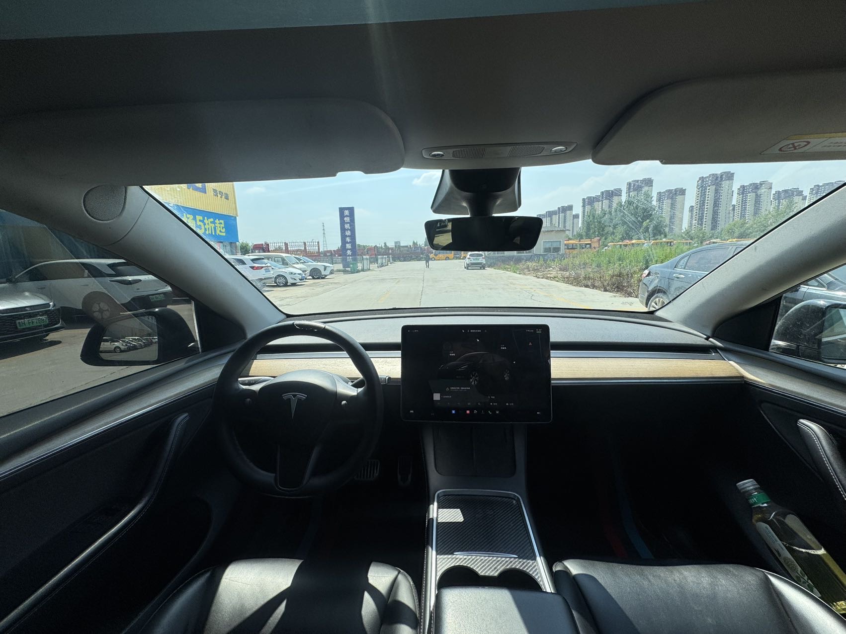 Tesla Model Y 2022 #9 Tesla Model Y 2022 car image #9