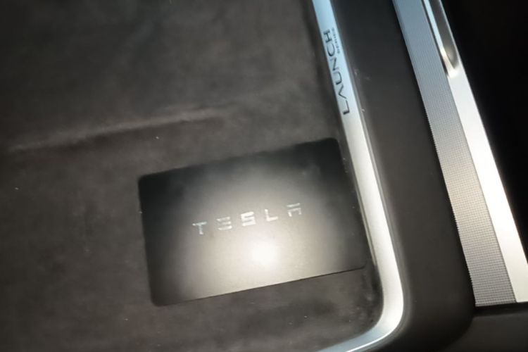 Tesla Model Y 2025 #14 Tesla Model Y 2025 car image #14