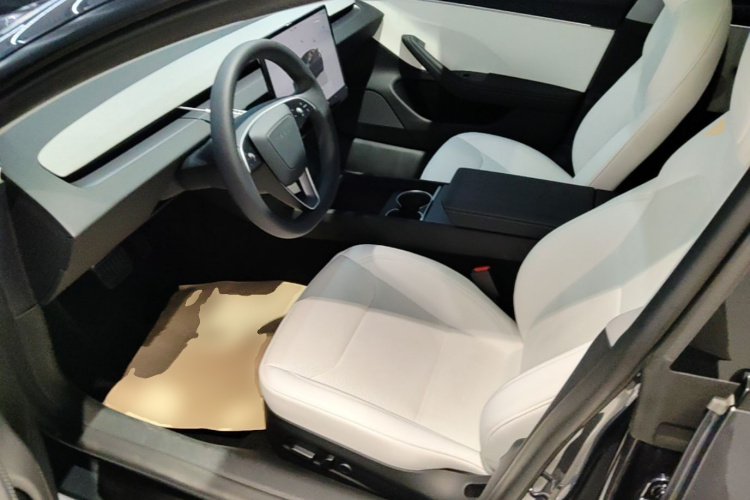 Tesla Model 3 2024 #16 Tesla Model 3 2024 car image #16