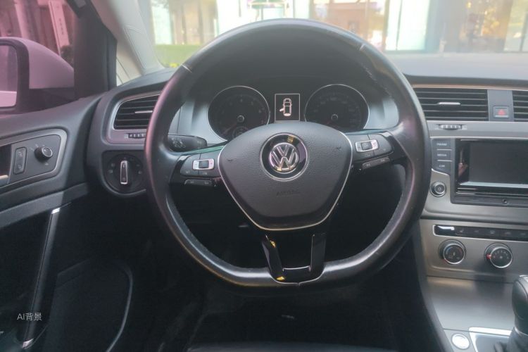 Volkswagen Golf 2015 car image #12