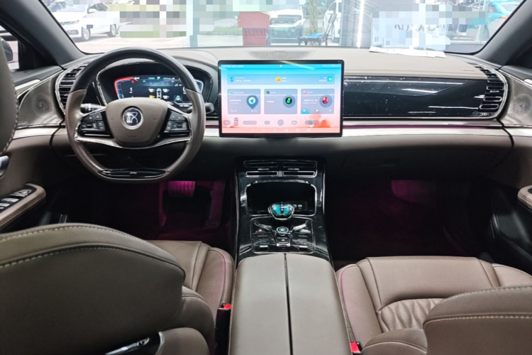 BYD Han 2023 #10 BYD Han 2023 car image #10