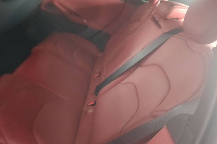 MI SU7 2024 car image #13