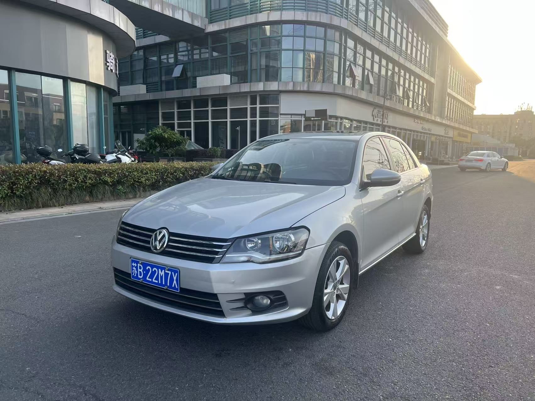 Volkswagen Bora 2015 Volkswagen Bora 2015 car image