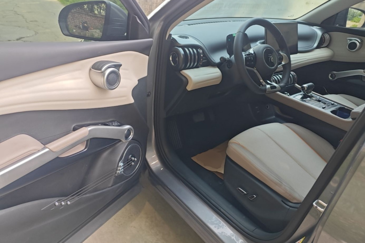 BYD Yuan Plus 2023 car image #16