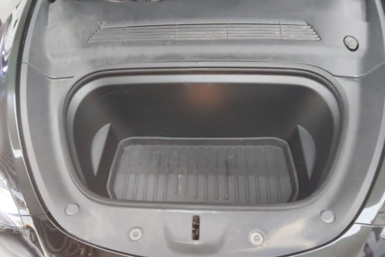 Tesla Model Y 2024 #22 Tesla Model Y 2024 car image #22