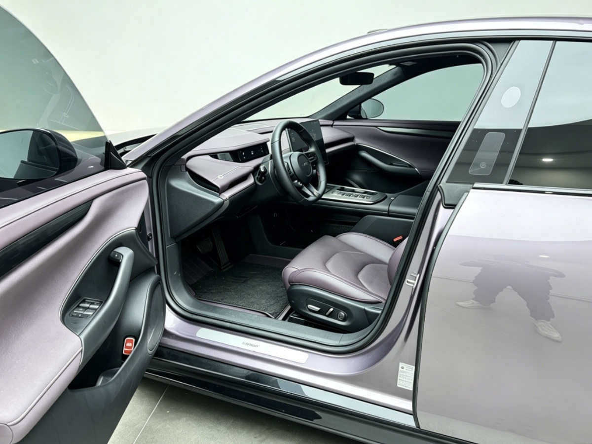 MI SU7 2024 car image #3