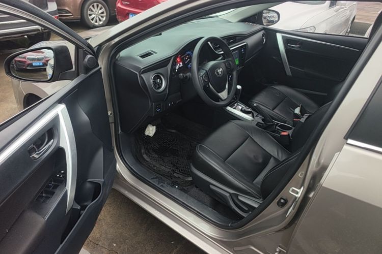 Toyota Corolla 2019 #16 Toyota Corolla 2019 car image #16