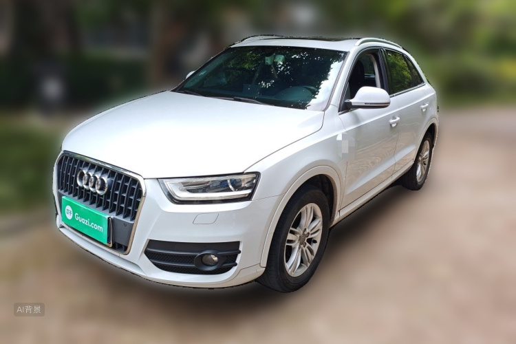Audi Q3 2015 car image #2