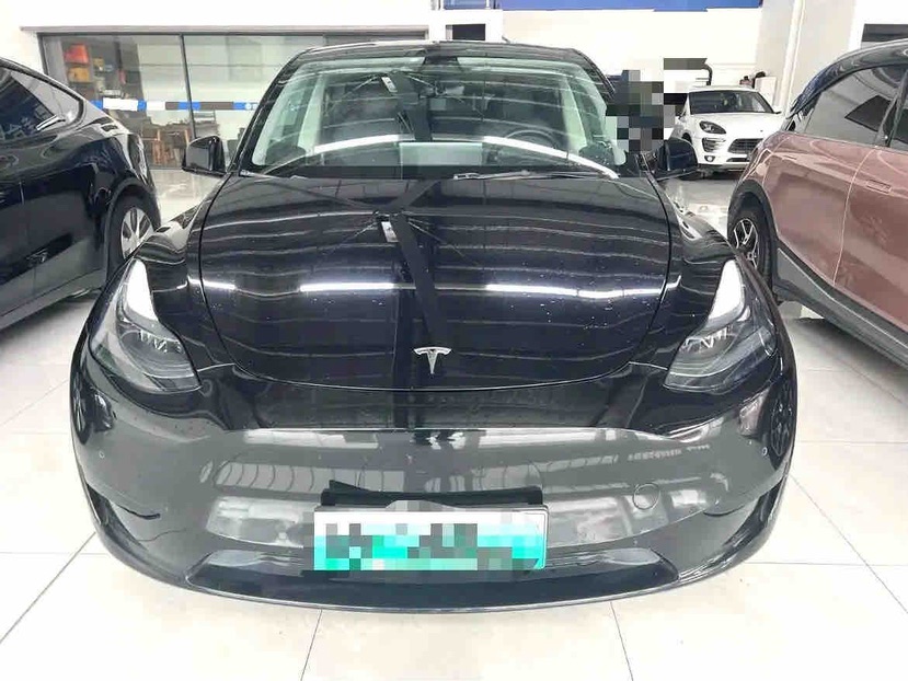 Tesla Model Y 2022 #2 Tesla Model Y 2022 car image #2