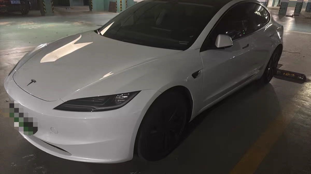 Tesla Model 3 2026 car image 